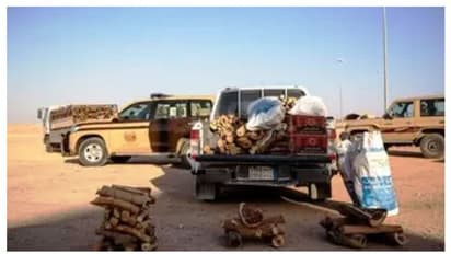 അനധികൃതമായി വിറക് വിൽപന; ഏഴു പ്രവാസികള് പേര് പിടിയിൽ, കടുത്ത ശിക്ഷയും നാടുകടത്തലും