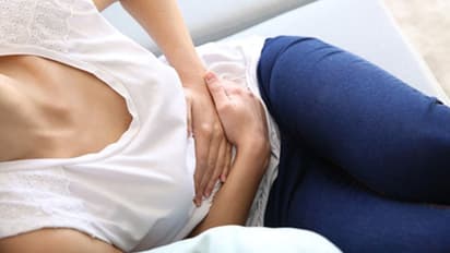 അണ്ഡാശയ ക്യാന്സര്; ഈ ലക്ഷണങ്ങളെ നിസാരമായി കാണേണ്ട...