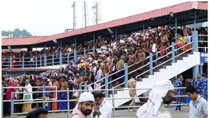 ஐயப்ப பக்தர்களின் கவனத்திற்கு! சபரிமலையில் கனமழை.. "ரெட் அலர்ட்" வார்னிங்..!