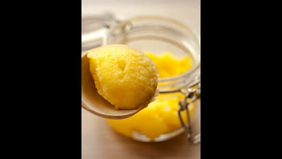 குளிர்காலத்தில் தினமும் ஒரு ஸ்பூன் நெய் சாப்பிடுங்க.. "இந்த" பிரச்சினை எல்லாம் பறந்து போகும்!