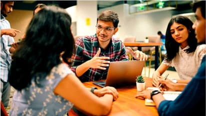 लाखों के पैकेज वाली JOB, 1 लाख लोगों की जरूरत-ग्लैमर भी है खूब