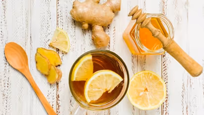 തണുപ്പുകാലത്ത് തുമ്മലും ജലദോഷവും ചുമയും വിഷമിപ്പിക്കുന്നുണ്ടോ? പരീക്ഷിക്കാം ഇക്കാര്യങ്ങള്...