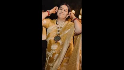 ಕ್ಯೂಂಕಿ...ಸೊಸೆ ರೀತಿ ಸ್ಮೃತಿ ಇರಾನಿ ಮನೆ ತೋರಿಸಿದ ಆ್ಯಂಕರ್‌ಗೆ ಪಾನಿಪೂರಿ ಮಾಡಿಕೊಟ್ಟ ಕೇಂದ್ರ ಸಚಿವೆ!