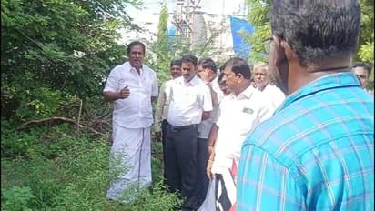 என்னை மறுபடியும் பழைய மூர்த்தியா மாத்தீடாதீங்க; அதிகாரிகளின் செல்பாட்டால் அமைச்சர் ஆவேசம்