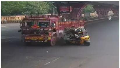 ഡ്രൈവറുടെ അശ്രദ്ധ; എട്ട് സ്കൂള്‍ വിദ്യാര്‍ത്ഥികളെയുമായി പോയ ഓട്ടോറിക്ഷ ലോറിയുമായി കൂട്ടിയിടിച്ചു