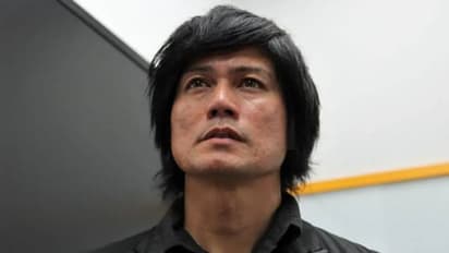 ഓഫീസിൽ കരയുമ്പോള്‍ കണ്ണീർ തുടക്കാൻ ചുള്ളൻ ചെക്കന്മാര്‍ വരും, ഫീസ് 4500 രൂപ