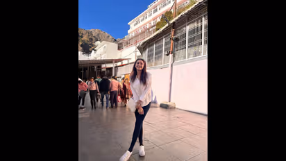 Ragini Dwivedi: ಸ್ಯಾಂಡಲ್‌ವುಡ್‌ನ ತುಪ್ಪದ ಬೆಡಗಿ ರಾಗಿಣಿ ಜಮ್ಮು-ಕಾಶ್ಮೀರಕ್ಕೆ ಭೇಟಿ ನೀಡಿದ್ಯಾಕೆ?