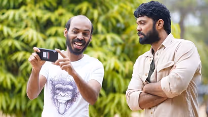 So Moody, So Beautiful: ರಾಜ್ ಬಿ ಶೆಟ್ಟಿಗೆ ರಕ್ಷಿತ್ ಶೆಟ್ಟಿ ಹೀಗೆ ಅನ್ನೋದಾ..!