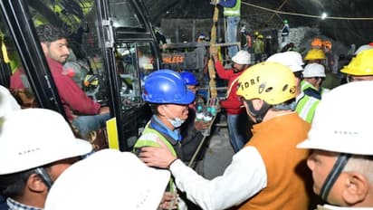 സിൽക്യാര ടണലിൽ കുടുങ്ങിയവര്ക്കായുള്ള രക്ഷാദൗത്യം വൈകിയേക്കും, ഓഗർ മെഷീന് വീണ്ടും സാങ്കേതിക തകരാർ