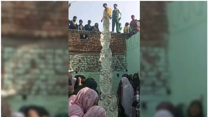 500ന്റെ 4000 നോട്ടുകൾ ഉപയോ​ഗിച്ച്  കൂറ്റൻ നോട്ടുമാല ധരിച്ച് വരൻ; വിമർശിച്ചും അനുകൂലിച്ചും സോഷ്യൽമീഡിയ -വീഡിയോ