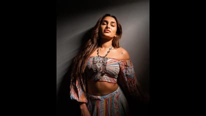 Rajkumar ಮೊಮ್ಮಗಳ ಭುಜದ ಮೇಲೆ ಸ್ಪೆಷಲ್ ಟ್ಯಾಟೂ: ಧನ್ಯಾ ಈ 'ಕ್ವಶ್ಚನ್ ಮಾರ್ಕ್' ಹಚ್ಚೆ ಯಾಕೆ ಎಂದ ಫ್ಯಾನ್ಸ್!