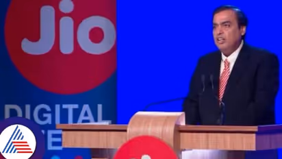 ജിയോ ഉപയോക്താക്കൾക്ക് ഇരുട്ടടി നൽകി മുകേഷ് അംബാനി; റീചാർജ് ചെയ്യാൻ ഇനി കൂടുതൽ പണം നൽകണം 