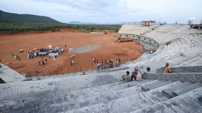 மதுரை ஜல்லிக்கட்டு மைதானத்திற்கு மாமன்னன் பாண்டியன் நெடுஞ்செழியன் பெயரை சூட்ட வேண்டும் - தமிழ் அமைப்புகள்