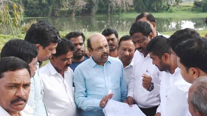 ಕಪಿಲಾ ನದಿಗೆ ಅಡ್ಡಲಾಗಿ ಸೇತುವೆ ನಿರ್ಮಿಸಲು ಸ್ಥಳ ಪರಿಶೀಲಿಸಿದ ಡಾ. ಯತೀಂದ್ರ