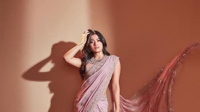 స్లీవ్‌లెస్‌ బ్లౌజ్‌, చీరలో సోకులన్నీ బయటపెట్టిన రష్మిక మందన్నా..ఇంత పిచ్చిగా హాట్‌ షో చేస్తే కుర్రకారు బేజార్