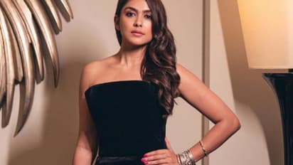 ചര്‍ച്ചയായി മൃണാള്‍ താക്കൂറിന്റെ അസാന്നിദ്ധ്യം, വരാതിരുന്നത് എന്തുകൊണ്ട്?