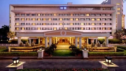 சென்னையின் பிரபல நட்சத்திர விடுதி அடையார் கேட் மூடப்படுகிறது.! வெளியான அறிவிப்பு.! காரணம் என்ன.? 