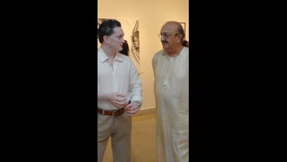 ಅಂಬಾನಿಗಿಂತಲೂ ಶ್ರೀಮಂತ ರೇಮಂಡ್ಸ್ ಒಡೆಯನನ್ನು ಹೊರದಬ್ಬಿದ ಮಗ, ಬಾಡಿಗೆ ಮನೆಯಲ್ಲಿದ್ದು ಈಗ ವಿಚ್ಛೇದಿತ ಸೊಸೆ ಪರ