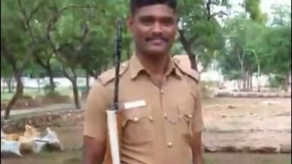 திருமணம் செய்துகொள்வதாக ஏமாற்றியதால் 2 குழந்தைகளின் தாய் விபரீத முடிவு? காவலர் அதிரடி கைது