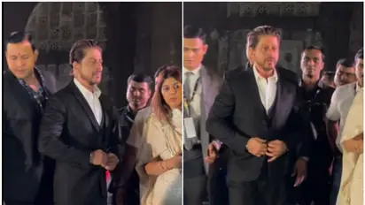 Shah Rukh Khan graces 26/11 attacks tribute to honor the martyrs at Gateway of India