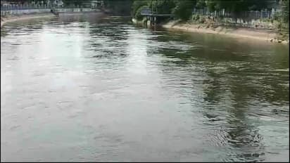 குடும்ப தகராறில் தாய், மகள் இருவரும் கல்லணையில் குதித்து தற்கொலை - போலீசார் விசாரணை