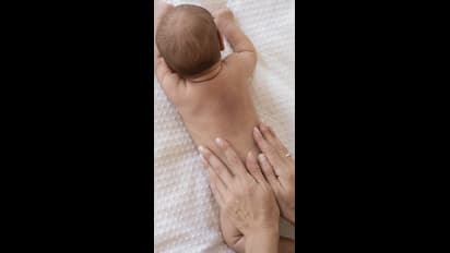 ತುಮಕೂರು : ಮಗುವನ್ನು ಬಿಟ್ಟು ಪೋಷಕರು ಪರಾರಿ