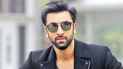 Ranbir Kapoor net worth : రన్బీర్ కపూర్ కు ఎన్ని కోట్ల ఆస్తి ఉందో తెలుసా? బంగ్లాలు, కాస్ట్లీ కార్లు, ఇలా..