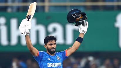 Gaikwad brilliance propels India to a commanding 222/3 against Australia in the 3rd T20I