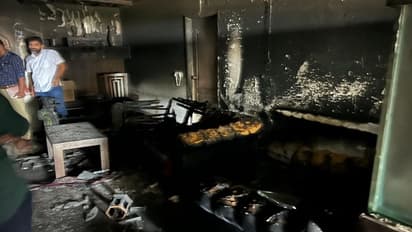 ಮಂಗಳೂರು: ಅಪಾರ್ಟ್ಮೆಂಟ್ನಲ್ಲಿ ಬೆಂಕಿ ಅವಘಡ: ಮಹಿಳೆ ಉಸಿರುಗಟ್ಟಿ ಸಾವು