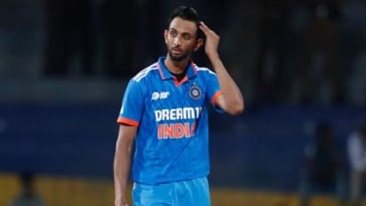 'ഇനി അവന് ഇന്ത്യൻ കുപ്പായത്തില് കളിക്കില്ല'; മാക്സ്വെൽ അടിച്ചുപറത്തിയ പ്രസിദ്ധ് കൃഷ്ണക്ക് ആരാധകരുടെ ട്രോൾ