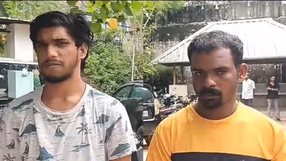 സുഹൃത്തിനോടൊപ്പം പൊഴിയൂർ ബീച്ചിലിരുന്ന 20 വയസുകാരിയെ പീഡിപ്പിച്ചു, ദൃശ്യം പകർത്തി ഭീഷണി; യുവാക്കൾ പിടിയിൽ