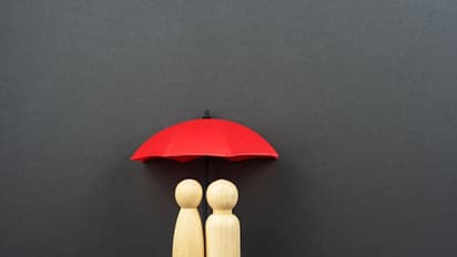 'ലവ് ഇൻഷുറൻസ്' പോളിസി തുക നൽകാൻ വിസമ്മതിച്ച ഇൻഷുറൻസ് കമ്പനിക്കെതിരെ കേസ് കൊടുത്ത് യുവാവ് !