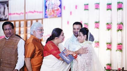 ದಾಂಪತ್ಯಕ್ಕೆ ಕಾಲಿಟ್ಟ 'ಮುಂಗಾರು ಮಳೆ' ಹುಡುಗಿ ಪೂಜಾ ಗಾಂಧಿಗೆ ವಿಶ್ ಮಾಡಿದ ಸಿನಿ ಸೆಲೆಬ್ರಿಟಿಗಳು