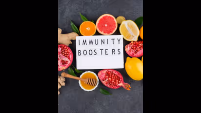 കൊവിഡ് കാലത്ത് പ്രതിരോധശേഷി കൂട്ടാൻ എന്തൊക്കെ കഴിക്കണം?