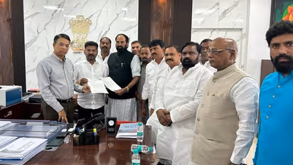 అసైన్డ్ భూములు బినామీలకు కట్టబెట్టేందుకు బీఆర్ఎస్ కుట్ర - కాంగ్రెస్.. ఎలక్షన్ కమిషన్ కు ఫిర్యాదు 