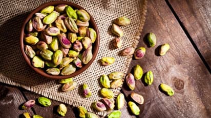 പ്രാതലിനും അത്താഴത്തിനും അര മണിക്കൂർ മുമ്പ് പിസ്ത കഴിച്ചോളൂ, കാരണം