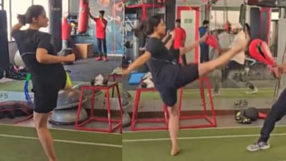 మార్షల్ ఆర్ట్స్ ట్రైన్ అవుతూ షాకిచ్చిన మీనాక్షి చౌదరి.. అందంగా ఉందని ఎక్స్ ట్రాలు చేస్తే దబిడి దబిడే