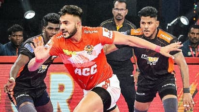 Pro Kabaddi League: ಗುಜರಾತ್ ಜೈಂಟ್ಸ್ಗೆ ಹ್ಯಾಟ್ರಿಕ್ ಜಯ