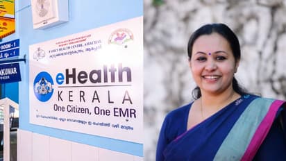 ക്യൂ നില്ക്കാതെ ഒപി ടിക്കറ്റെടുക്കാം: 600 ആരോഗ്യ സ്ഥാപനങ്ങളില് ഇ- ഹെല്ത്ത് സംവിധാനം, മറ്റൊരു നേട്ടം കൂടി !