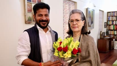 ತೆಲಂಗಾಣ ಮುಖ್ಯಮಂತ್ರಿಯಾಗಿ ಇಂದು ರೇವಂತ್‌ ರೆಡ್ಡಿ ಪ್ರಮಾಣ: ಸೋನಿಯಾ, ರಾಹುಲ್‌, ಖರ್ಗೆ ಭಾಗಿ!