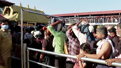 ശബരിമല കീഴ്‌ശാന്തിയുടെ സഹായി കുഴഞ്ഞുവീണു മരിച്ചു, നട തുറക്കാന്‍ 20 മിനുട്ടോളം വൈകി