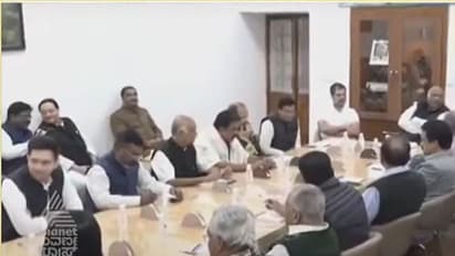 News 360°: ಮುರಿದುಬಿತ್ತಾ I.N.D.I.A ಮೈತ್ರಿ?  ಪ್ರತಿಪಕ್ಷಗಳ ಒಗ್ಗಟ್ಟು ಕಾಂಗ್ರೆಸ್​ಗೆ ಅಸಾಧ್ಯ ಯಾಕೆ?