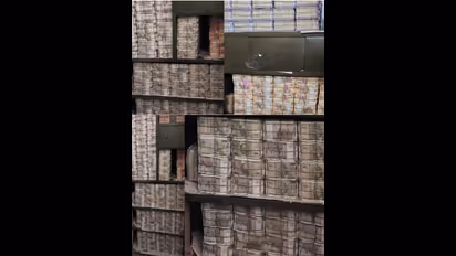 'Invent machine that can count currency faster...' V-P Dhankhar to IIT-Dhanbad students amid I-T raid (WATCH)