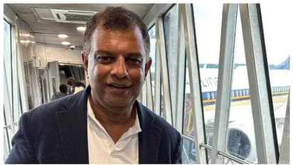 എയര്‍ ഏഷ്യ സിഇഒ യാത്രയ്ക്ക് തെരഞ്ഞെടുത്തത് സിംഗപ്പൂര്‍ എയര്‍ലൈന്‍സ്; ചോദ്യങ്ങളുമായി സോഷ്യല്‍ മീഡിയ