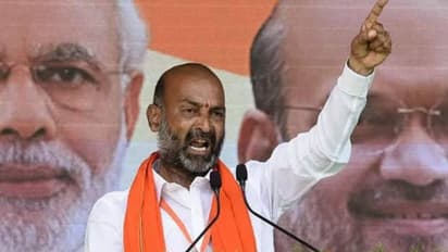   ఫిబ్రవరి 27న మరో ఇండియా-పాకిస్థాన్ మ్యాచ్ ... ఈ రిజల్ట్ ఎలా ఉంటుందంటే.. : బండి సంజయ్  