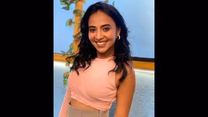 ಧನ್ವೀರ್ ಗೌಡ ಹಣ ಕೊಟ್ಟು ಜನ ಕರೆಸುತ್ತಾರೆ; ನೆಟ್ಟಿಗರಿಗೆ ಖಡಕ್ ಟಾಂಗ್ ಕೊಟ್ಟ ಜಾನ್ವಿ ರಾಯಲಾ