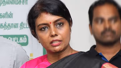 தனது பெயரை அதிரடியாக மாற்றிய பீலா ராஜேஷ்.. பெயர் மாற்றியதன் பின்னணி இதுவா.?