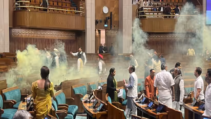 లోక్ సభలో మొదట ఆత్మాహుతికే ప్లాన్.. కానీ -  సంచలన విషయాలు వెల్లడించిన లలిత్ ఝా