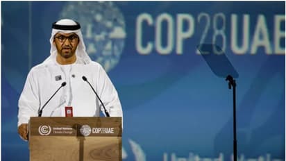 ചരിത്രം കുറിച്ച് കോപ് 28 ഉച്ചകോടി; ഫോസിൽ ഇന്ധനങ്ങളിൽ നിന്നുള്ള പരിവർത്തനം ലക്ഷ്യമിട്ട പ്രമേയത്തിന് അംഗീകാരം