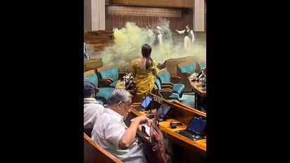 தற்கொலை செய்து கொள்ள திட்டமிட்டிருந்த நாடாளுமன்ற ஊடுருவல்காரர்கள்!